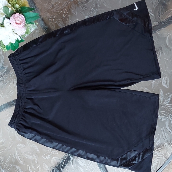 Nike Other - Nike men's shorts. Size XL